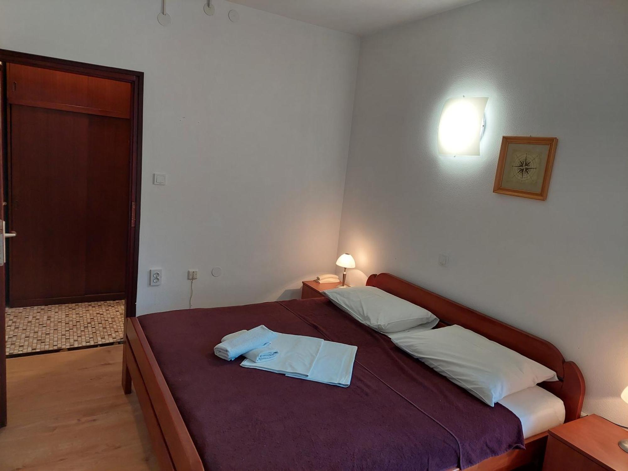Pansion Klaudija Acomodação com café da manhã Crikvenica Quarto foto